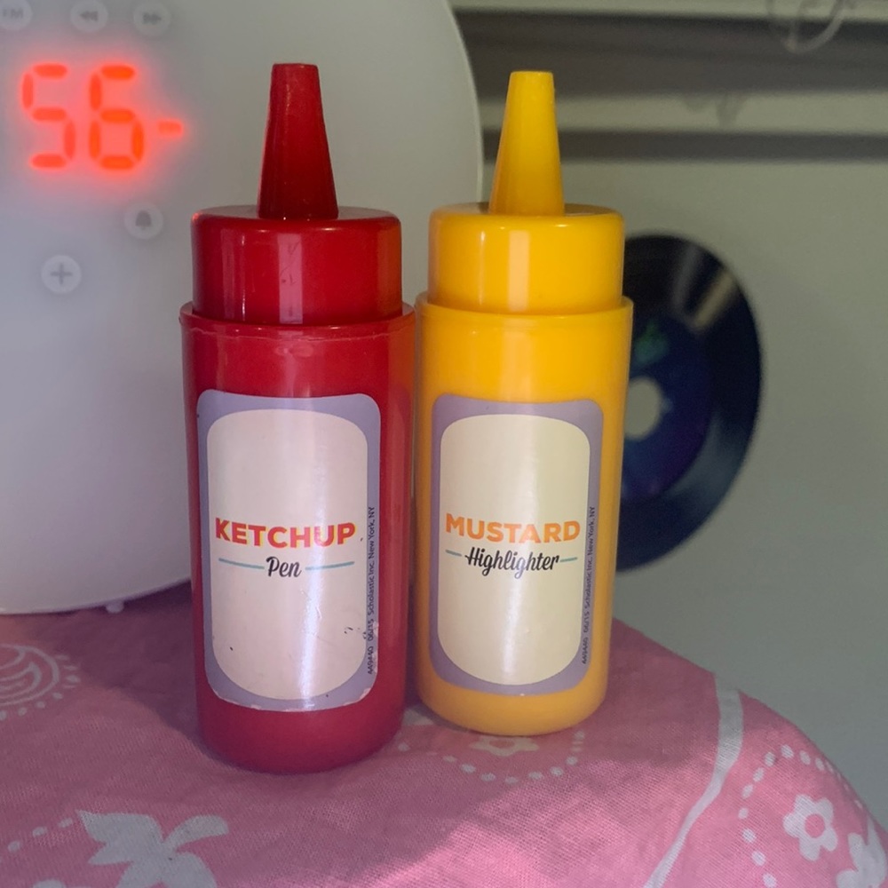 **FREE WITH PURCHASE Mustard and Ketchup Pen & Highlighter